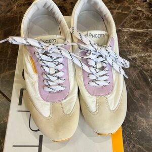 ONCEPT TOKYO sneaker